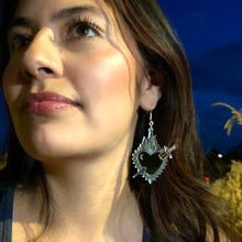 Load image into Gallery viewer, Corazon Valiente Silver Acrylic Earrings
