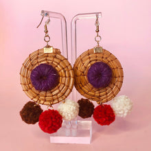 Load image into Gallery viewer, Teotitlan Palm and wool earrings - Coqueta

