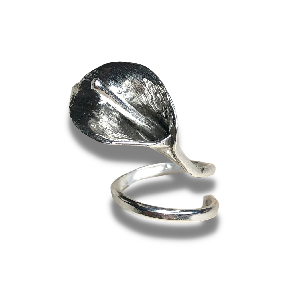 Concerto Sterling Silver Calla Lily Ring with 0.011 CT. T.W. Diamonds |  Kingsway Mall