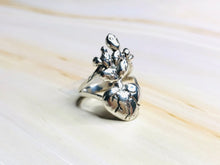 Load image into Gallery viewer, Corazon Madre Cactus and Heart Silver Ring
