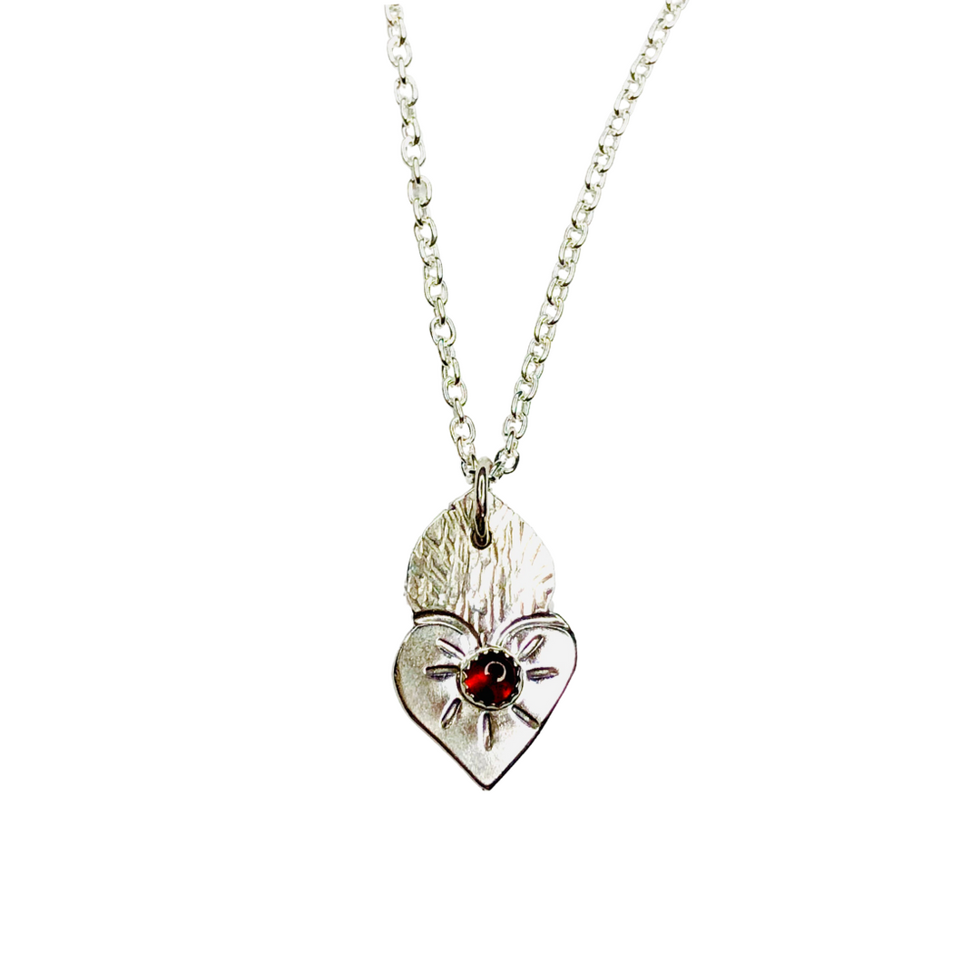 Rosecliff Heart Garnet Necklace in 14k Gold (January)